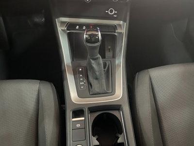 Audi Q3 35 TDI quattro S tronic Business (14)