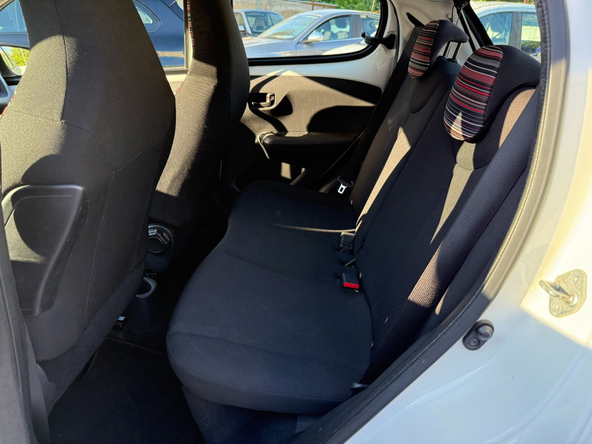 Citroen C1 C1 VTi 68 5 porte Feel (13)