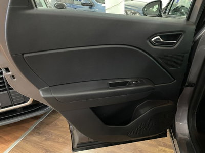 Renault Captur Blue dCi 115 CV EDC Business (20)