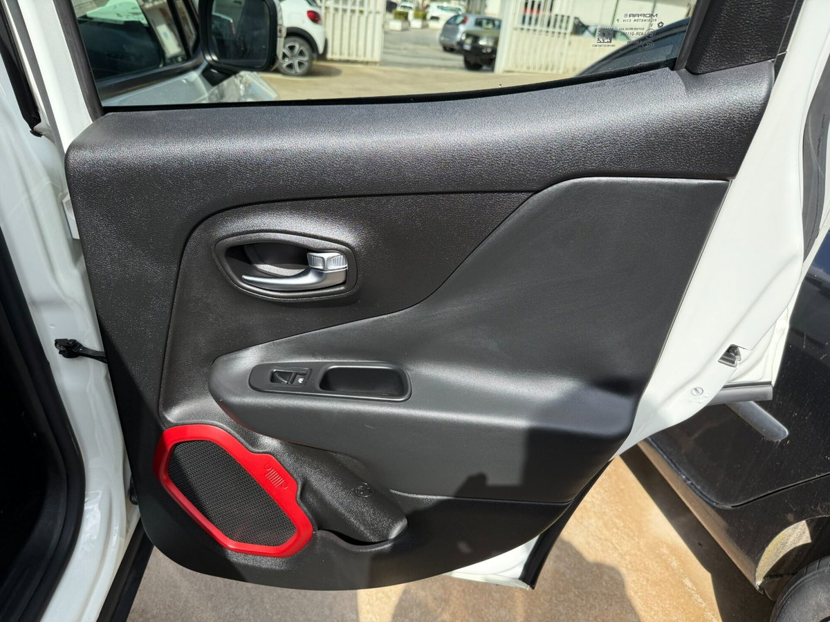 Jeep Renegade 2.0 Mjt 170CV 4WD Active Drive Low Trailhawk (19)