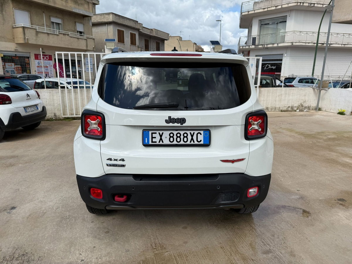 Jeep Renegade 2.0 Mjt 170CV 4WD Active Drive Low Trailhawk (5)