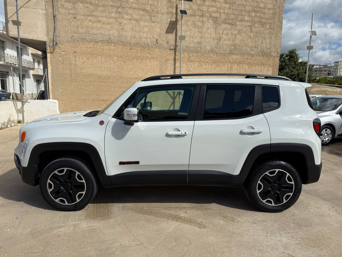 Jeep Renegade 2.0 Mjt 170CV 4WD Active Drive Low Trailhawk (6)