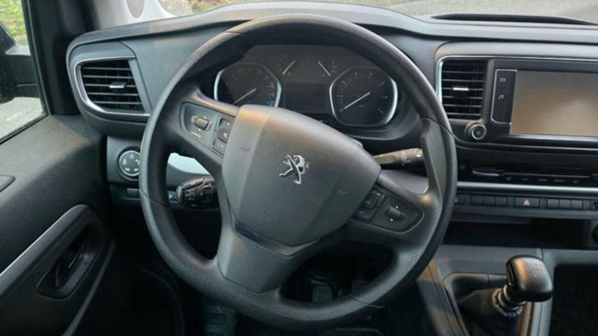 Peugeot Traveller BlueHDi 120 S&S Long Active (17)