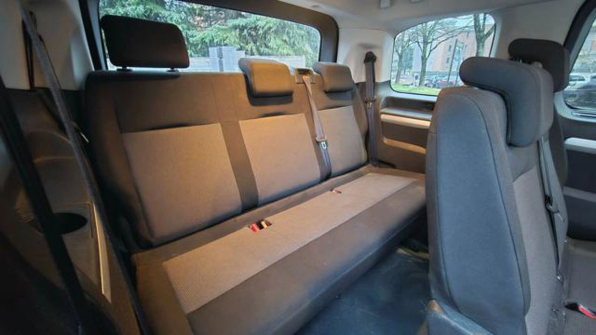 Peugeot Traveller BlueHDi 120 S&S Long Active (18)