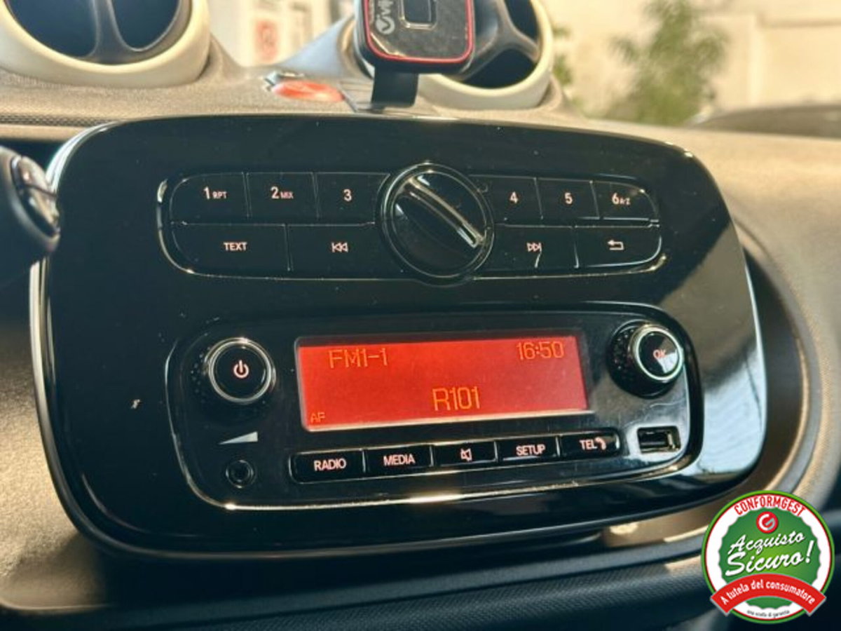 smart forfour forfour 70 1.0 twinamic Passion (16)