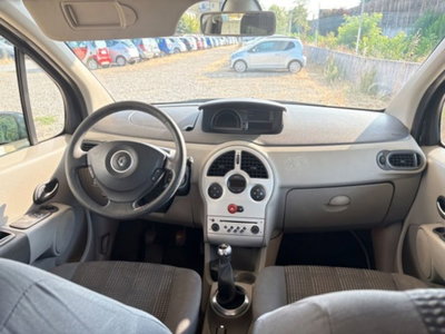 Renault Modus 1.2 16V Dynamique (9)
