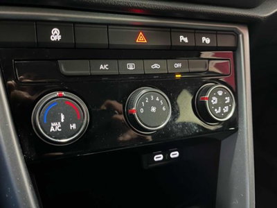 Volkswagen T-Roc 2.0 tdi Life 115cv (13)