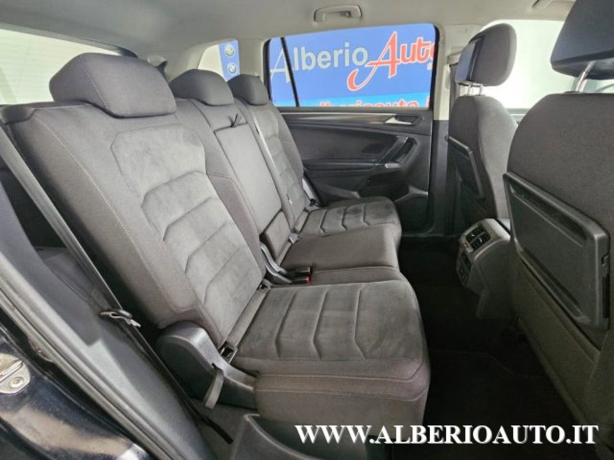 Volkswagen Tiguan Allspace 2.0 tdi R-Line 150cv dsg (15)