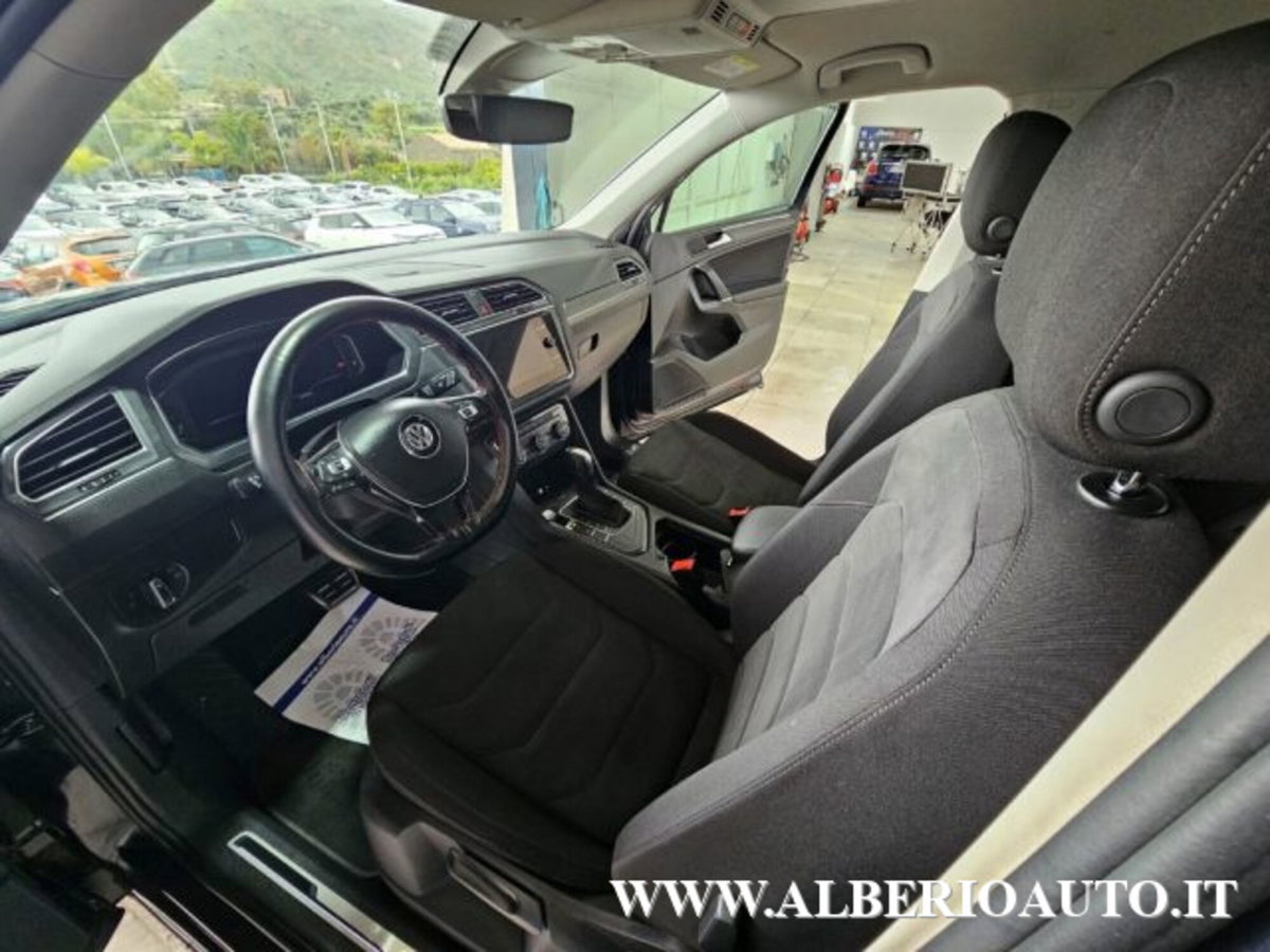 Volkswagen Tiguan Allspace 2.0 tdi R-Line 150cv dsg (16)