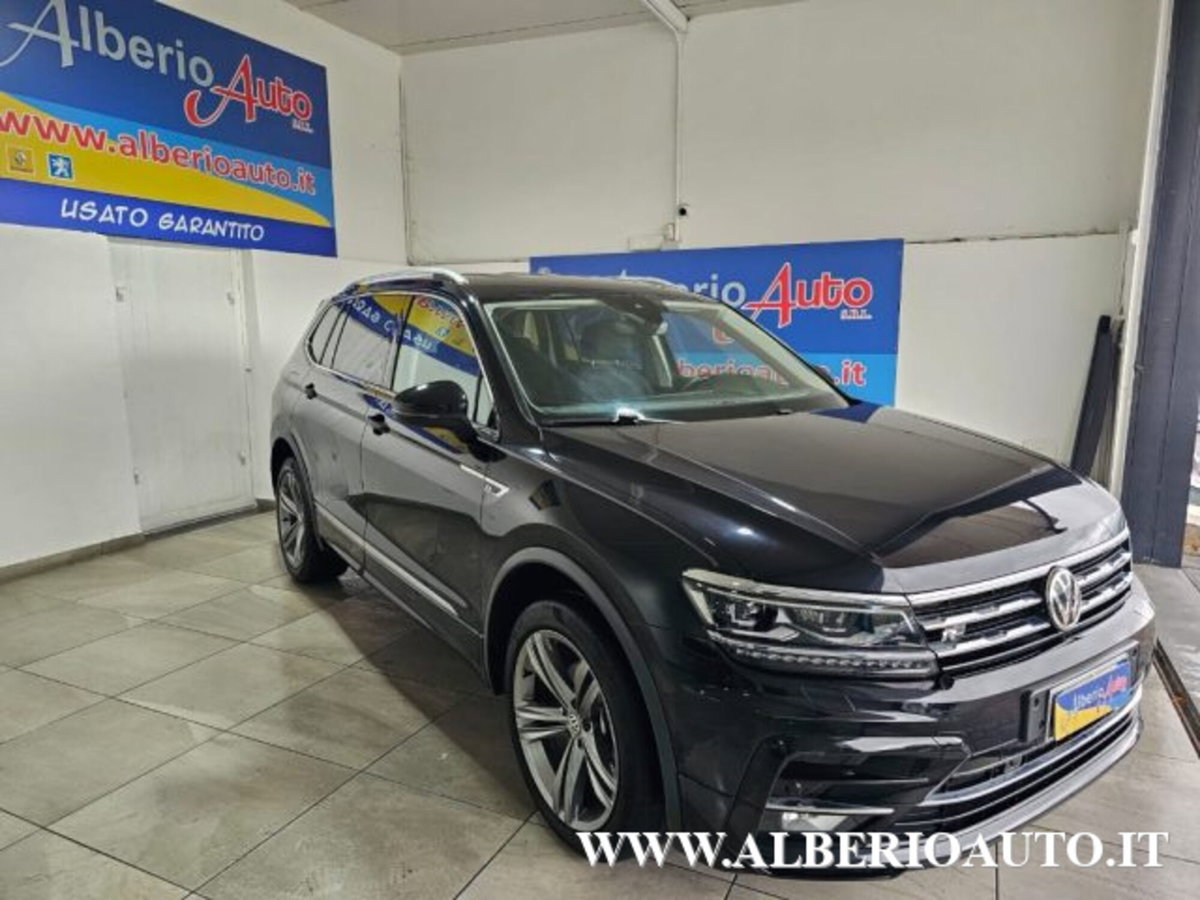Volkswagen Tiguan Allspace 2.0 tdi R-Line 150cv dsg (3)