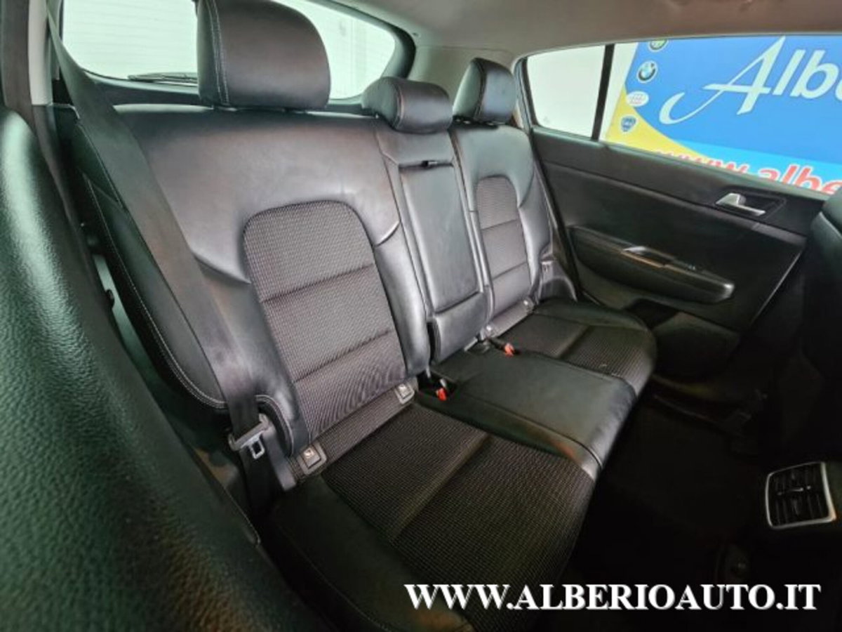 Kia Sportage 1.7 CRDI VGT 2WD Class (8)