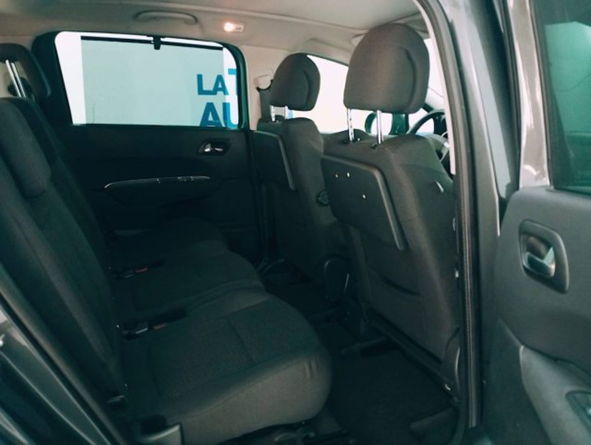 Peugeot 5008 BlueHDi 150 S&S Allure (12)