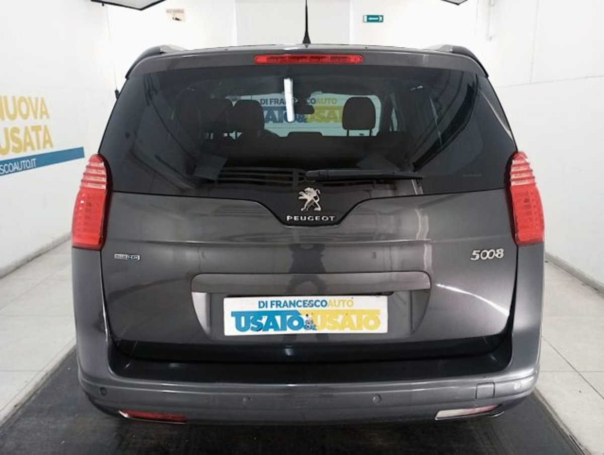 Peugeot 5008 BlueHDi 150 S&S Allure (3)