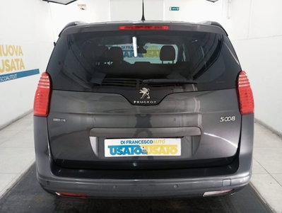 Peugeot 5008 BlueHDi 150 S&S Allure (3)