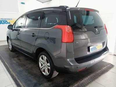 Peugeot 5008 BlueHDi 150 S&S Allure (4)