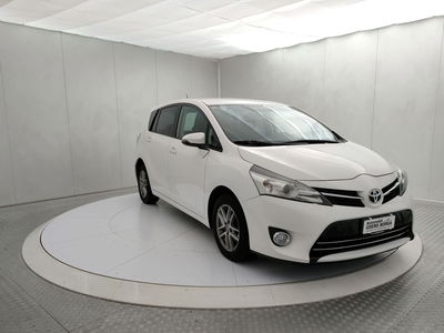 Toyota Verso 1.6 D-4D Active usata