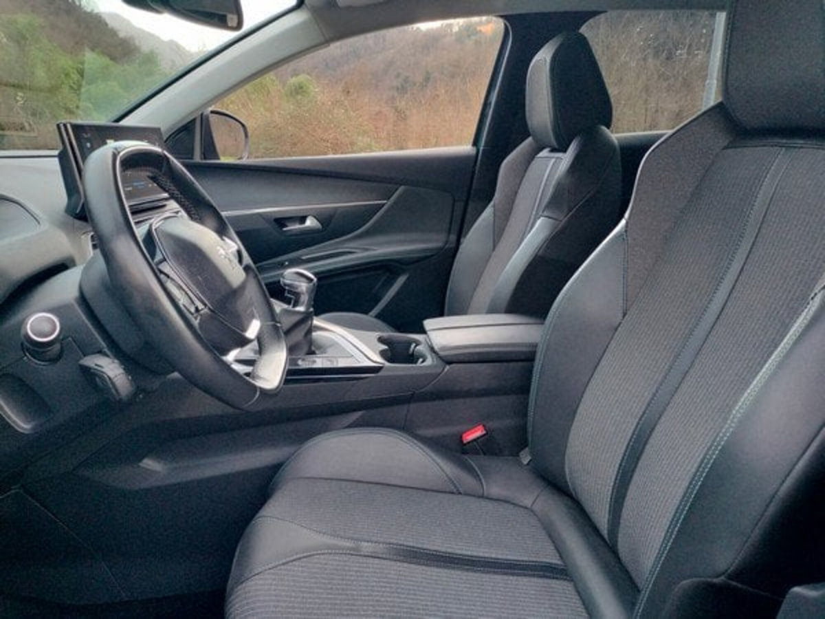Peugeot 3008 BlueHDi 130 S&S EAT8 Allure Pack (12)