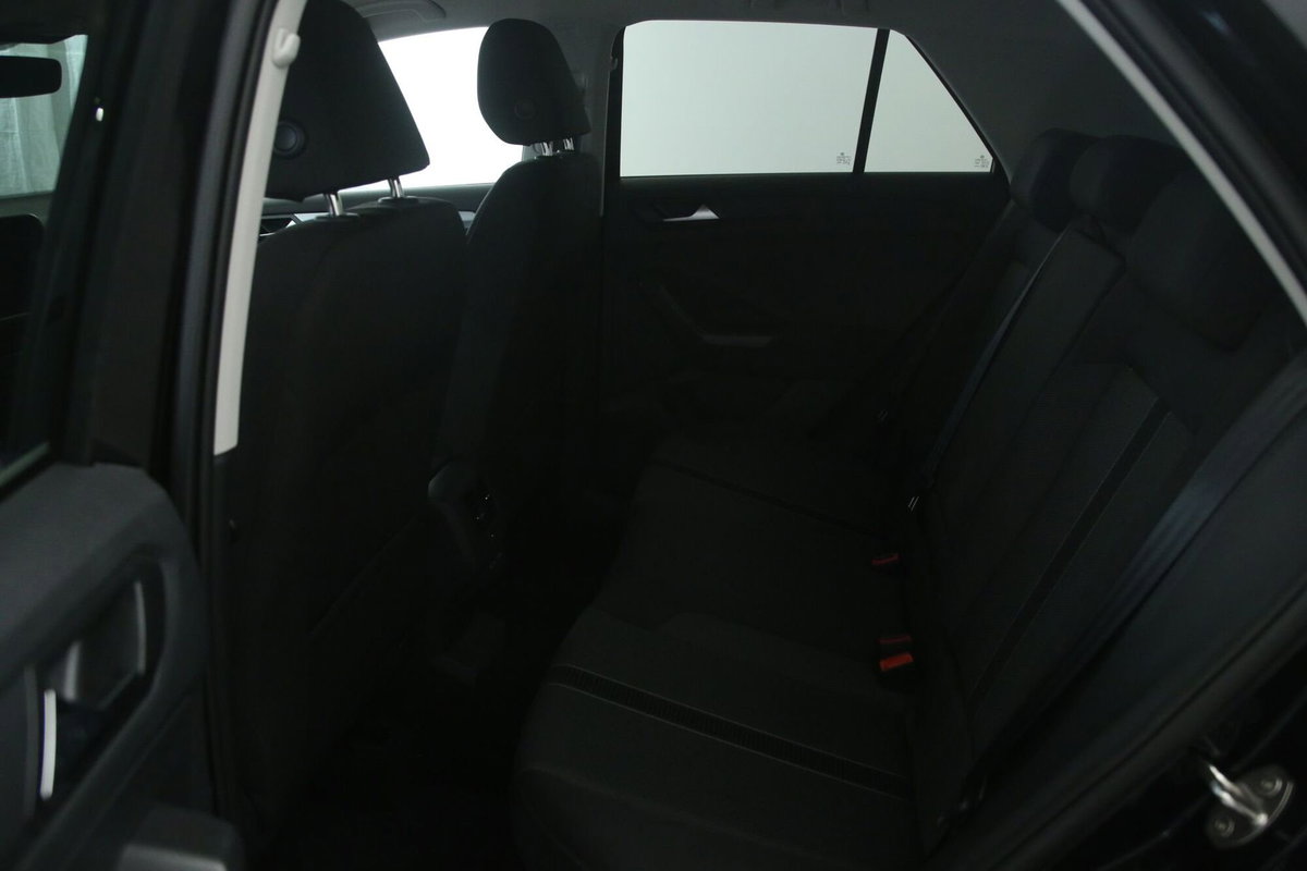 Volkswagen T-Roc 1.0 tsi Sport 115cv (6)