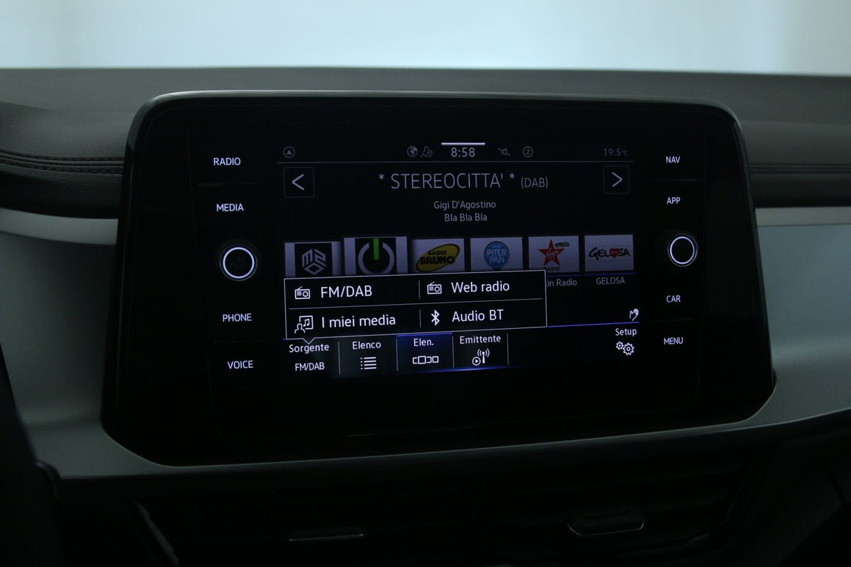 Volkswagen T-Roc 1.0 tsi Edition 115cv (16)