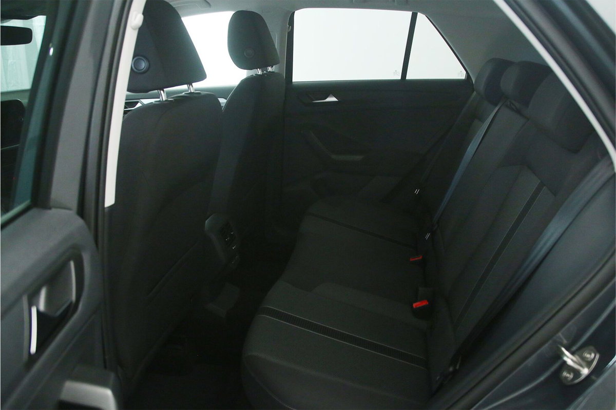 Volkswagen T-Roc 1.0 tsi Sport 115cv (7)