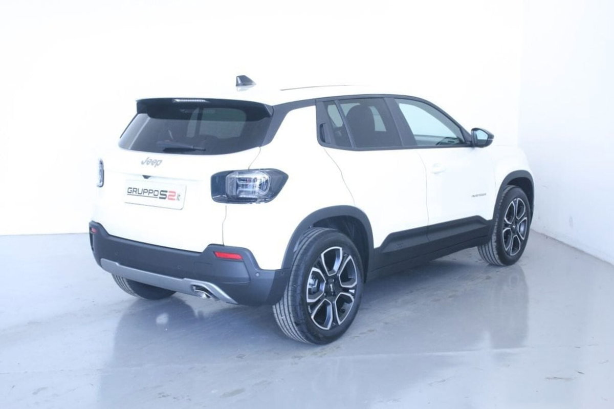 Jeep Avenger 1.2 turbo Summit fwd 100cv (4)