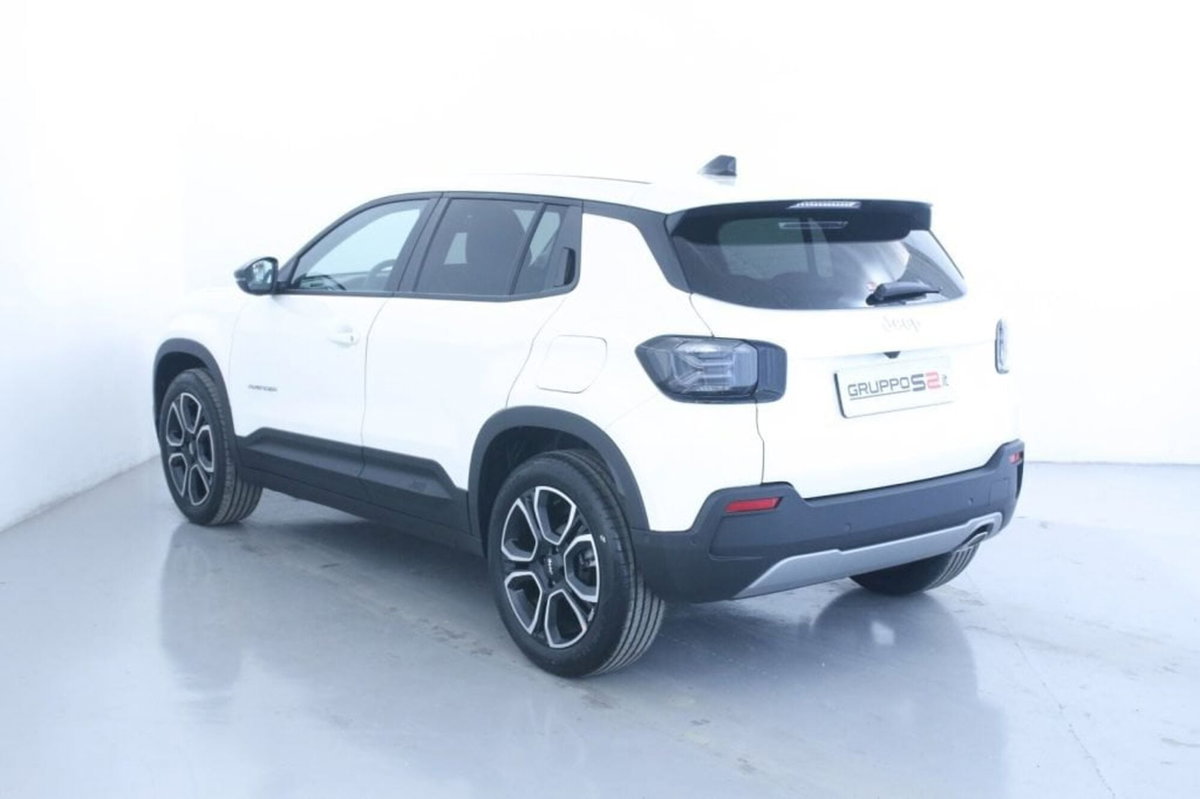 Jeep Avenger 1.2 turbo Summit fwd 100cv (6)