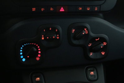 Fiat Panda 1.0 FireFly S&S Hybrid City Cross (14)