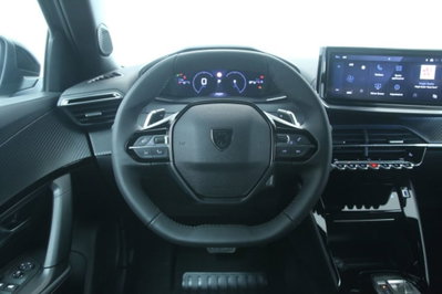 Peugeot 2008 PureTech 130 S&S EAT8 Allure Pack (10)