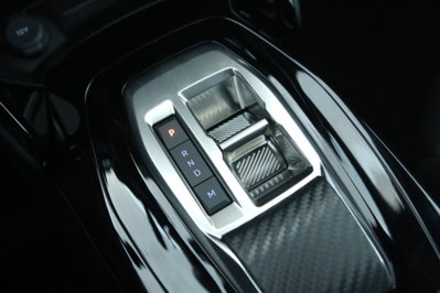 Peugeot 2008 PureTech 130 S&S EAT8 Allure Pack (14)