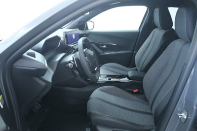 Peugeot 2008 PureTech 130 S&S EAT8 Allure Pack (7)