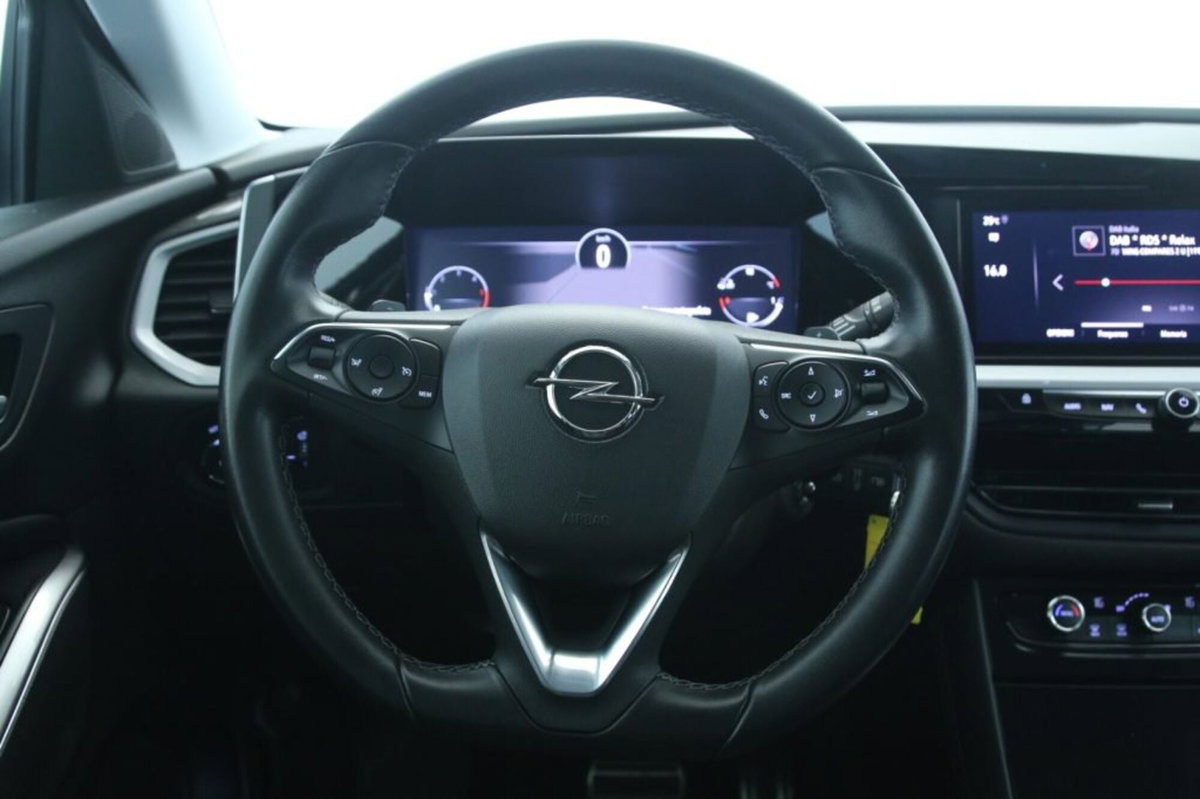 Opel Grandland 1.5 ecotec GS s&s 130cv at8 (14)