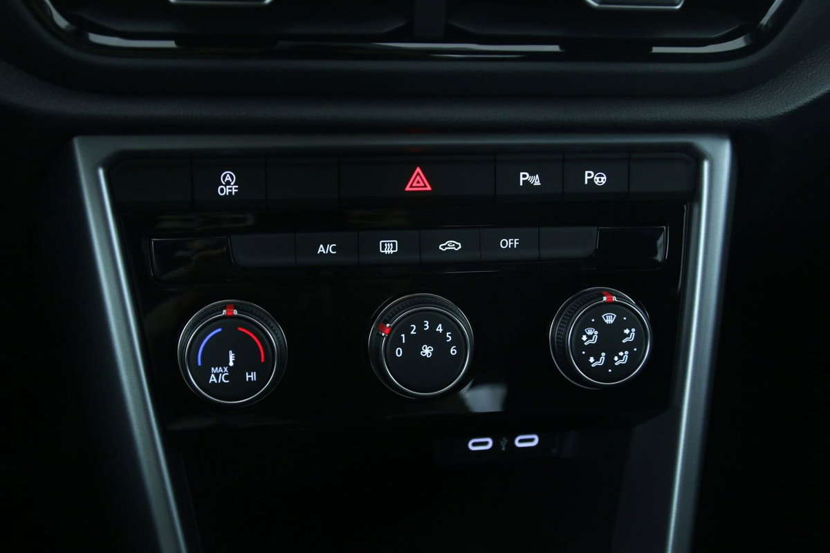 Volkswagen T-Roc 1.0 tsi Edition 115cv (18)