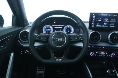 Audi Q2 Q2 35 TDI quattro S tronic S line Edition (10)