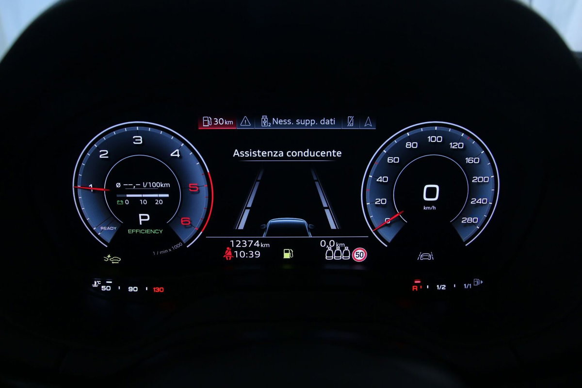 Audi Q2 Q2 35 TDI quattro S tronic S line Edition (11)