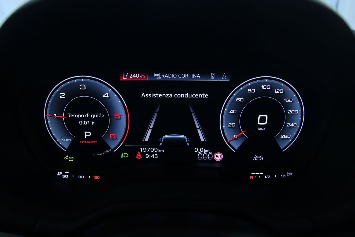 Audi Q2 Q2 35 TDI quattro S tronic S line Edition (11)
