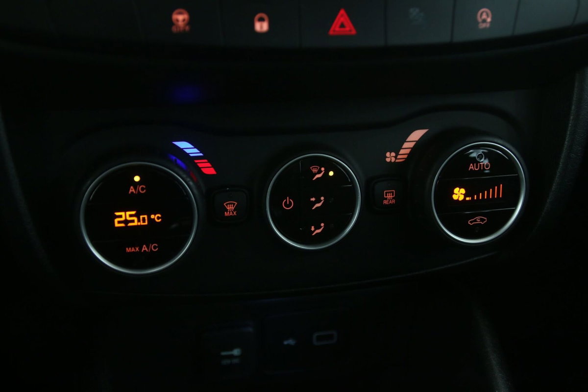 Fiat Tipo Station Wagon Tipo 1.6 Mjt S&S SW Lounge (16)