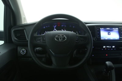 Toyota Proace Verso Verso 2.0D 150 CV L2 D Executive (11)