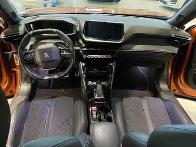 Peugeot 2008 BlueHDi 130 S&S EAT8 GT Line (12)