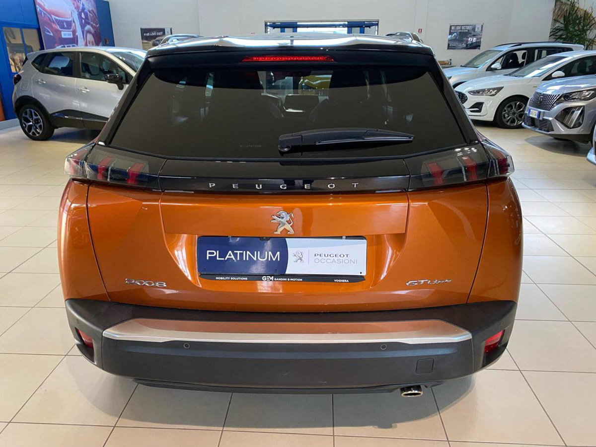Peugeot 2008 BlueHDi 130 S&S EAT8 GT Line (6)