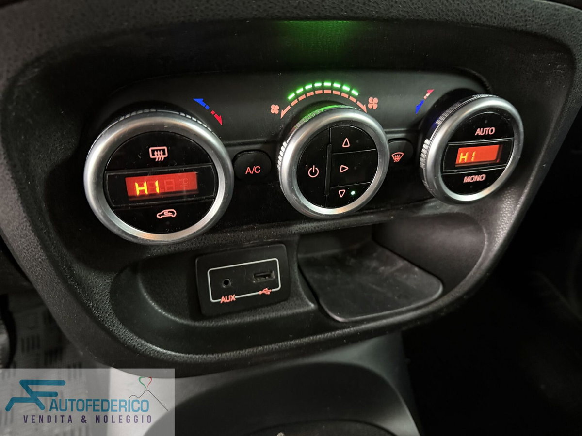 Fiat 500L Living 0.9 TwinAir Turbo Natural Power Lounge (10)