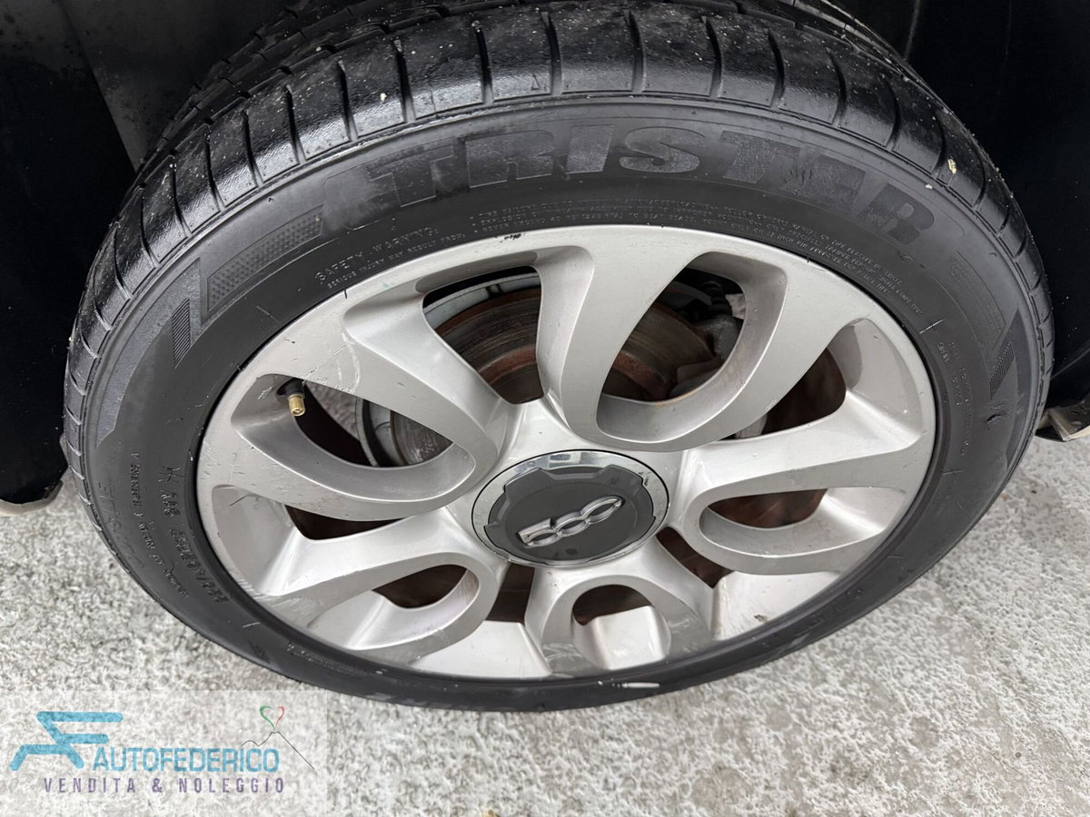 Fiat 500L Living 0.9 TwinAir Turbo Natural Power Lounge (16)