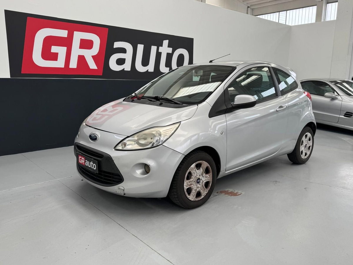 Ford Ka 1.2 8V 69CV Titanium (2)