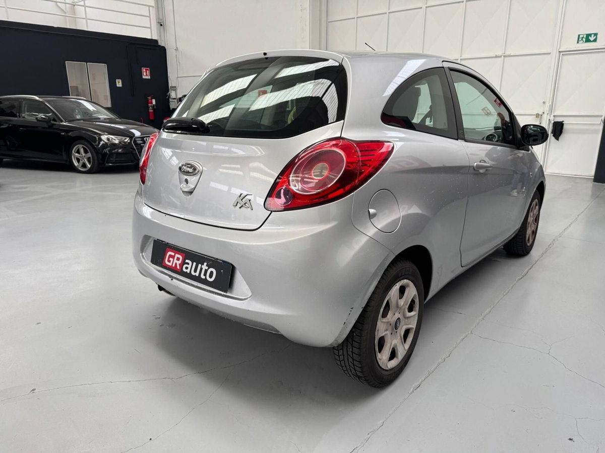 Ford Ka 1.2 8V 69CV Titanium (5)