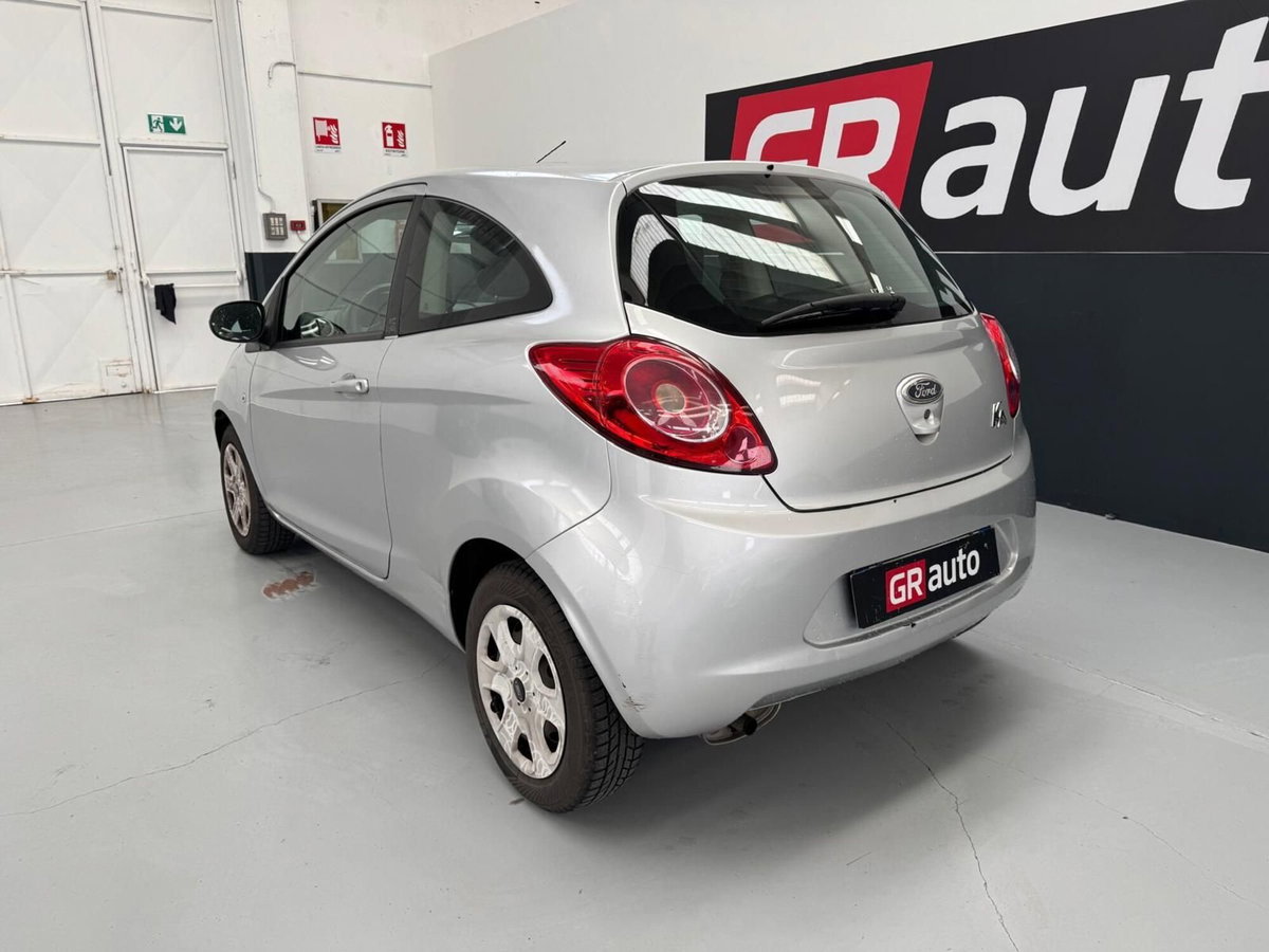 Ford Ka 1.2 8V 69CV Titanium (7)