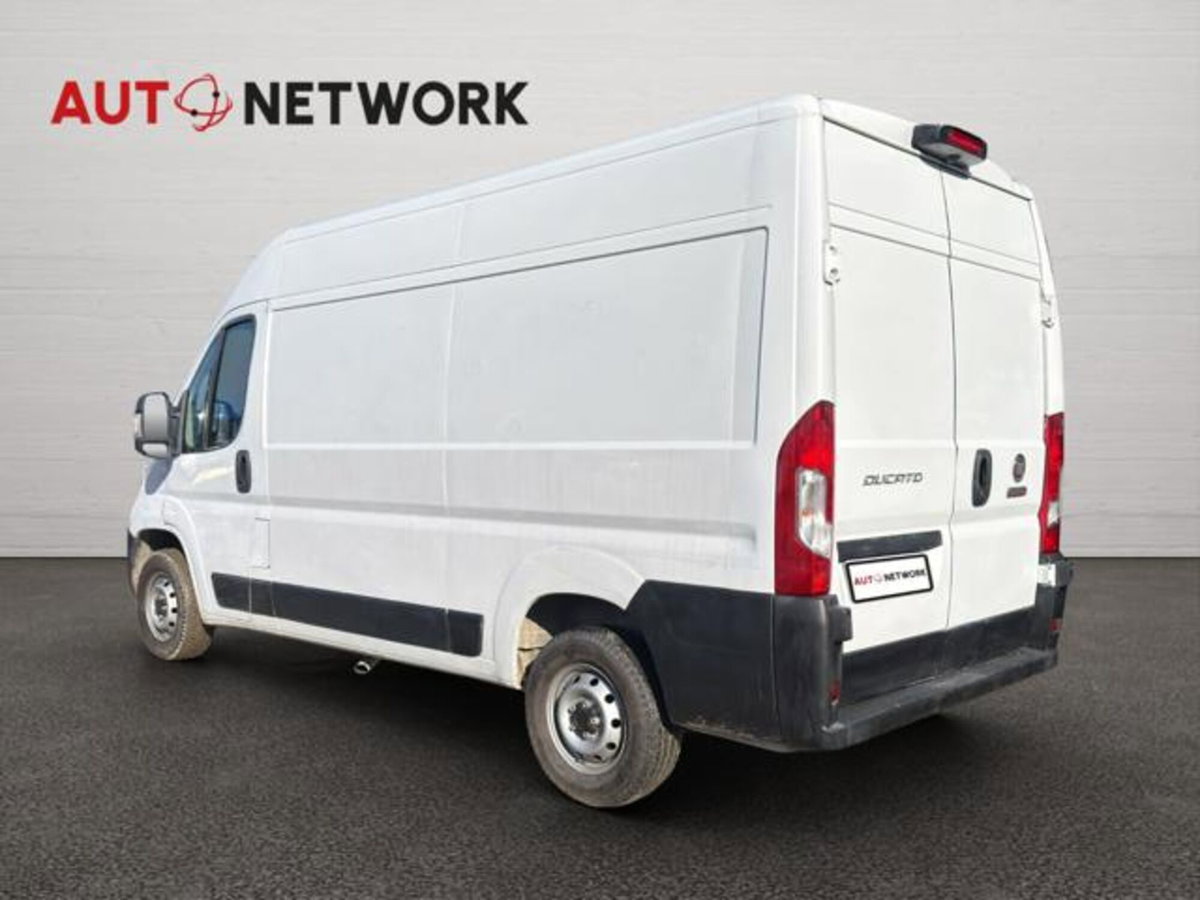 Fiat Ducato Furgone Vetrato 33 MH2 2.2 mjt3 140cv  serie 8 (3)