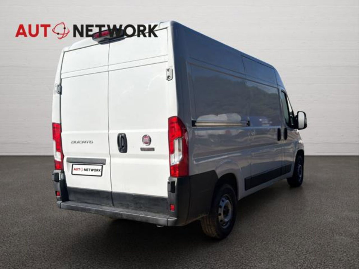 Fiat Ducato Furgone Vetrato 33 MH2 2.2 mjt3 140cv  serie 8 (4)