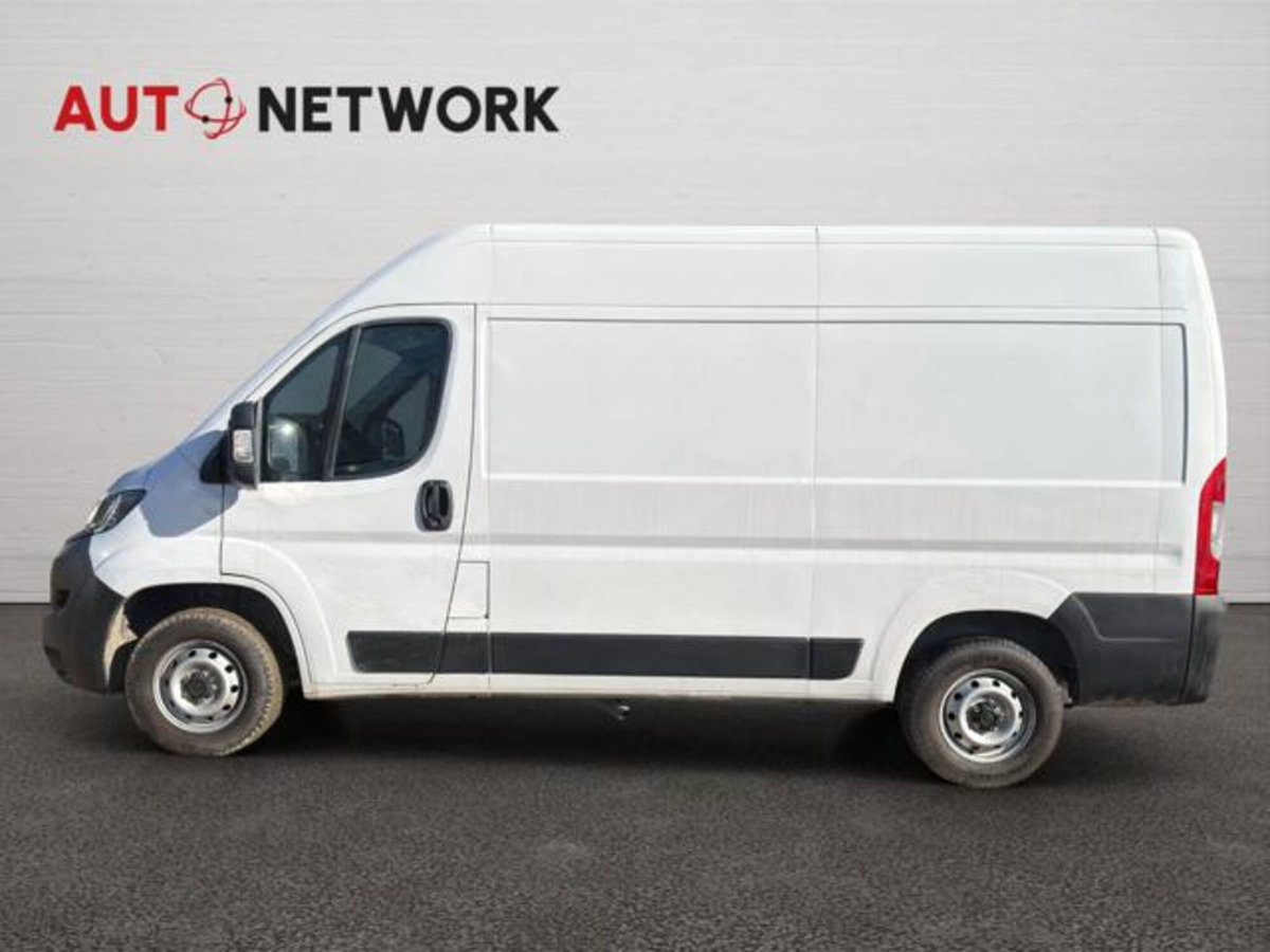 Fiat Ducato Furgone Vetrato 33 MH2 2.2 mjt3 140cv  serie 8 (6)