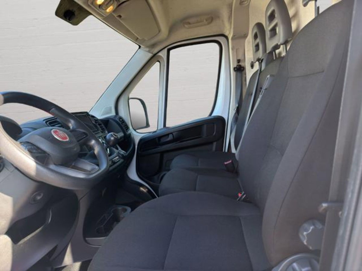 Fiat Ducato Furgone Vetrato 33 MH2 2.2 mjt3 140cv  serie 8 (9)