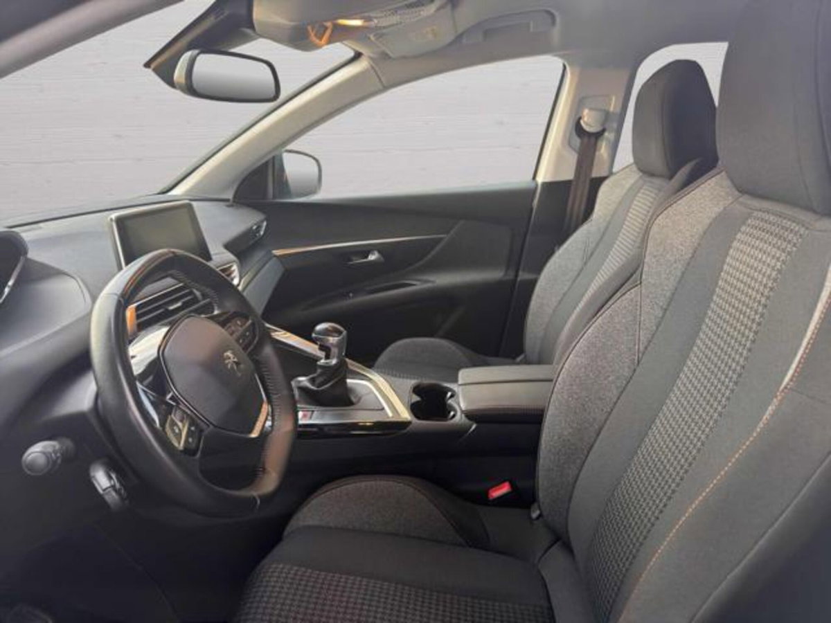 Peugeot 3008 BlueHDi 130 S&S Active (9)
