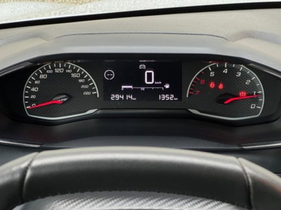 Peugeot 208 1.2 puretech Active s&s 75cv (15)